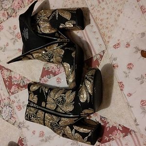 Size 7 women shoes